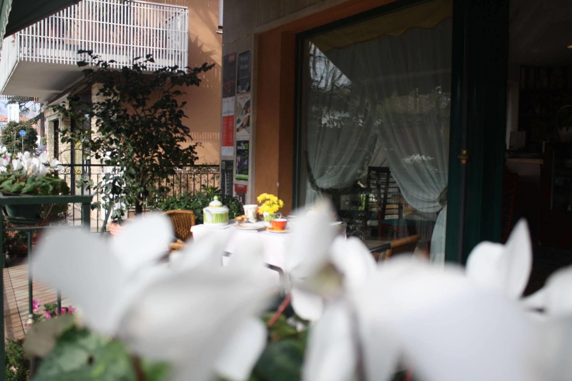 Hotel Damodoro ポルデノーネ エクステリア 写真